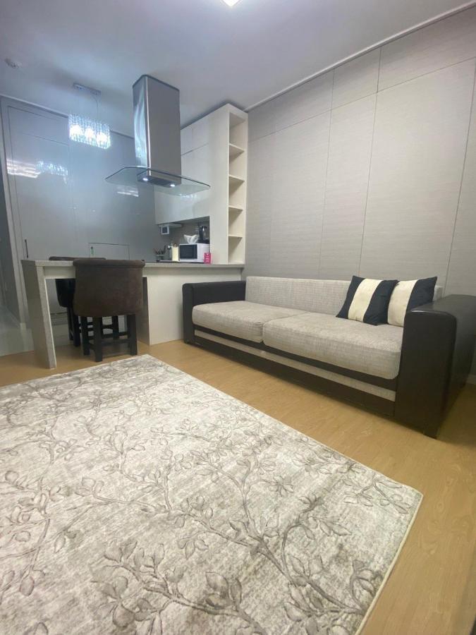 Whitehome In Highvill Астана Экстерьер фото